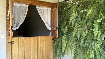 BEIJA FLOR | Hawaiiansk terrasse