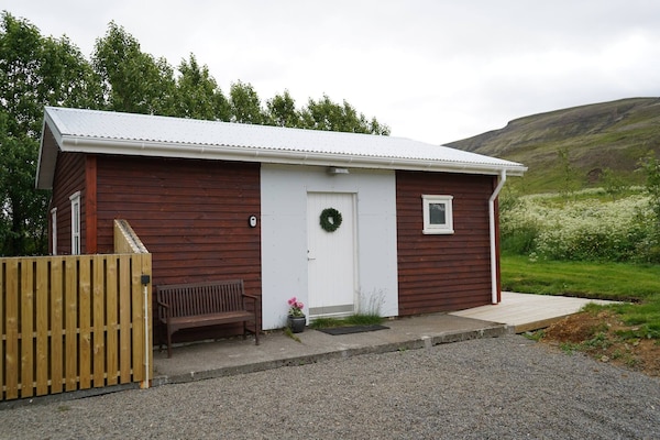 Hólakot Cabin In Golden Circle - Iceland