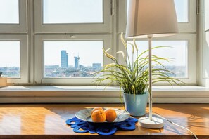Apartment | Dining