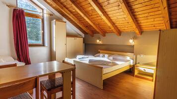 Dreibettzimmer, Nichtraucher | Kostenloses WLAN, Bettwäsche