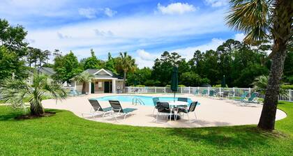 53b Blue Wedge At True Blue 2 Bedroom Condo by Peace Vacations