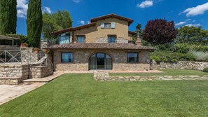 Exterior - Casa dei Mandorli, Gaiole in Chianti, Siena and Chianti (Gaiole in Chianti)