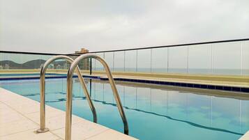 Piscina externa
