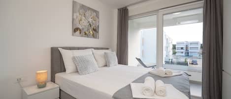 Comfort Apartment, 2 Bedrooms | 2 bedrooms, iron/ironing board, free WiFi, bed sheets