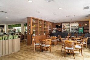 Bar (in der Unterkunft)