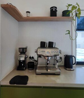 Miscellaneous - The Barn Bonnie Doon (Bonnie Doon)