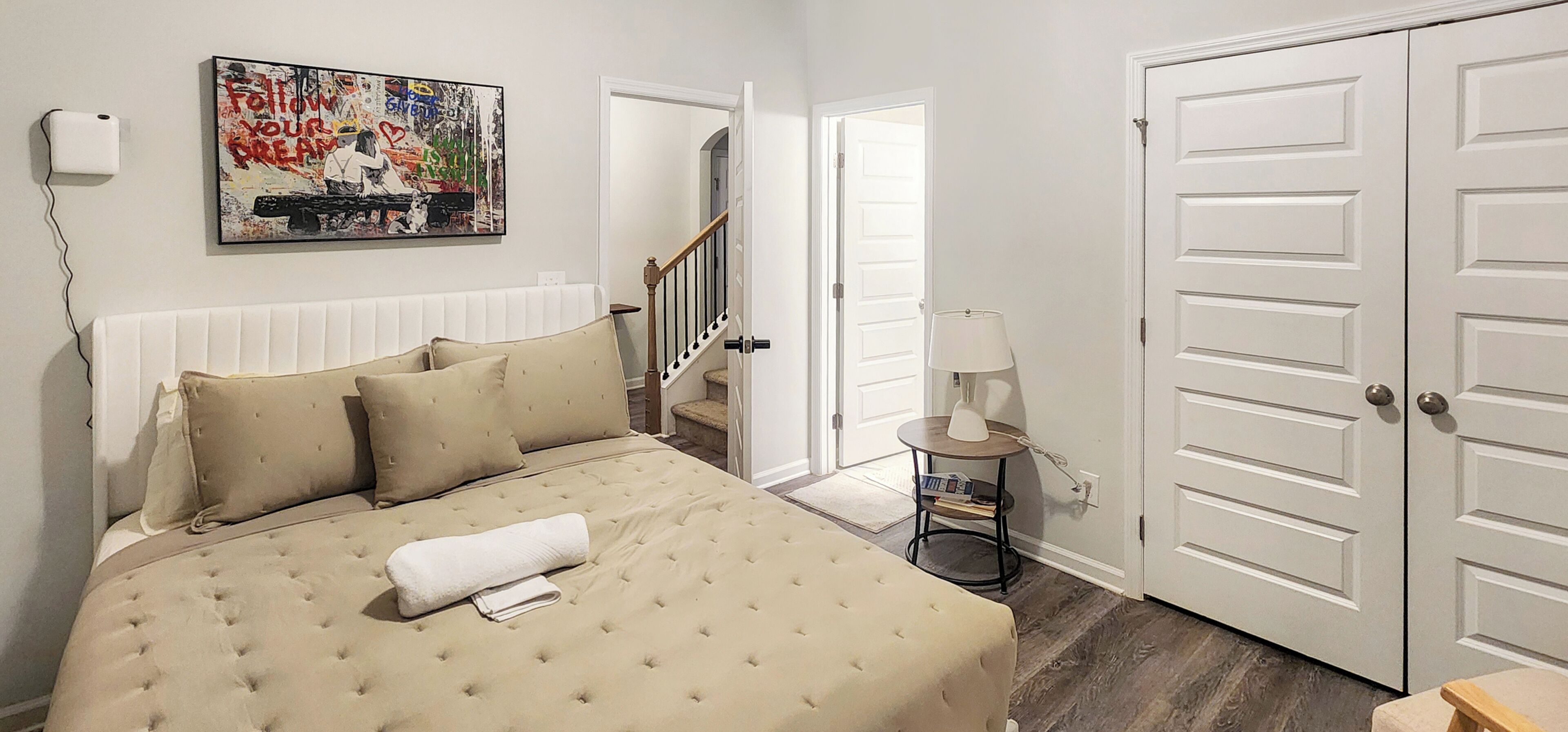 2 chambres, fer et planche à repasser, Wi-Fi gratuit, draps fournis