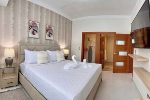 2 Schlafzimmer, Schreibtisch, Bügeleisen/Bügelbrett, WLAN