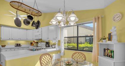 Bonita Bay Elegant Villa -Beach Access Included!