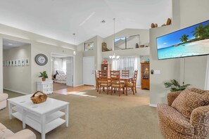 Interior - Bonita Bay Elegant Villa -Beach Access Included! (Bonita Springs)