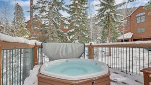 Unclassified image, 2 of 35, button - Charming Mountain Retreat (Keystone)