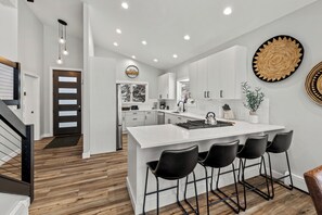 Fridge, microwave, oven, stovetop - Snowbound Lodge| Private Hot Tub | Pet Friendly! (Steamboat Springs)