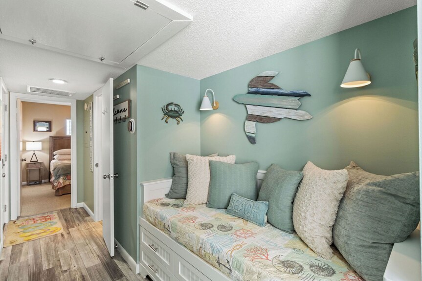 Oceanfront Bliss Awaits, Stunning, Modern, Community Pool, D0223c - Duck, NC