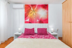 3 sovrum, strykjärn/strykbräda, wi-fi och sängkläder