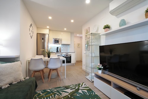 Apartment-4people-parking-castelledefels-bikes-bbq