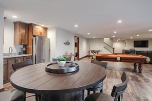 Interior - Spacious 2-Level Custom Craftsman Style Lodge w/ Hot Tub, Fire Pit, Clubhouse (Lead)