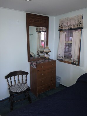 3 bedrooms, iron/ironing board, WiFi
