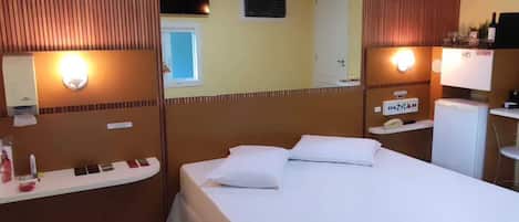 Chambre Ăconomique Double ou avec lits jumeaux