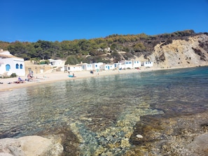 Liegestühle, Strandtücher