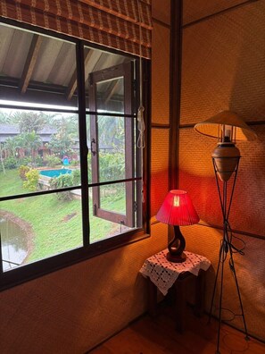 Deluxe Lanna Wood | Individually decorated, desk, free WiFi, bed sheets - Palette Luxe Elephant Camp Maerim (Mae Rim)
