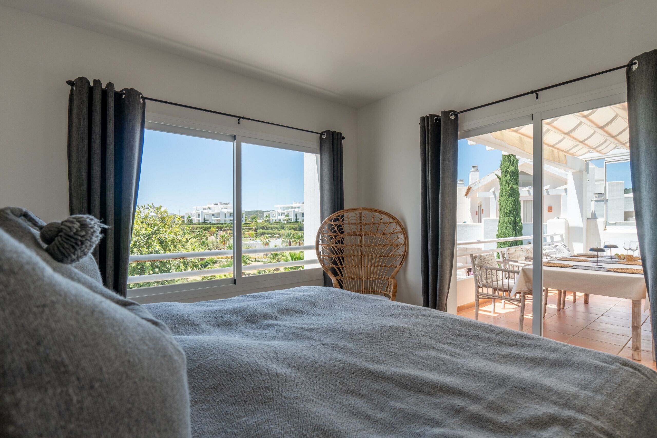 3 chambres, fer et planche à repasser, Wi-Fi gratuit, draps fournis