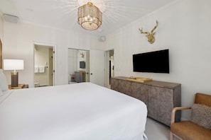 2 chambres, fer et planche à repasser, lit de bébé portatif, Wi-Fi