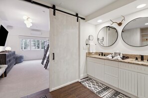 Interior - The Charter at Beaver Creek C1305 (Beaver Creek)