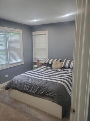3 bedrooms, WiFi, bed sheets