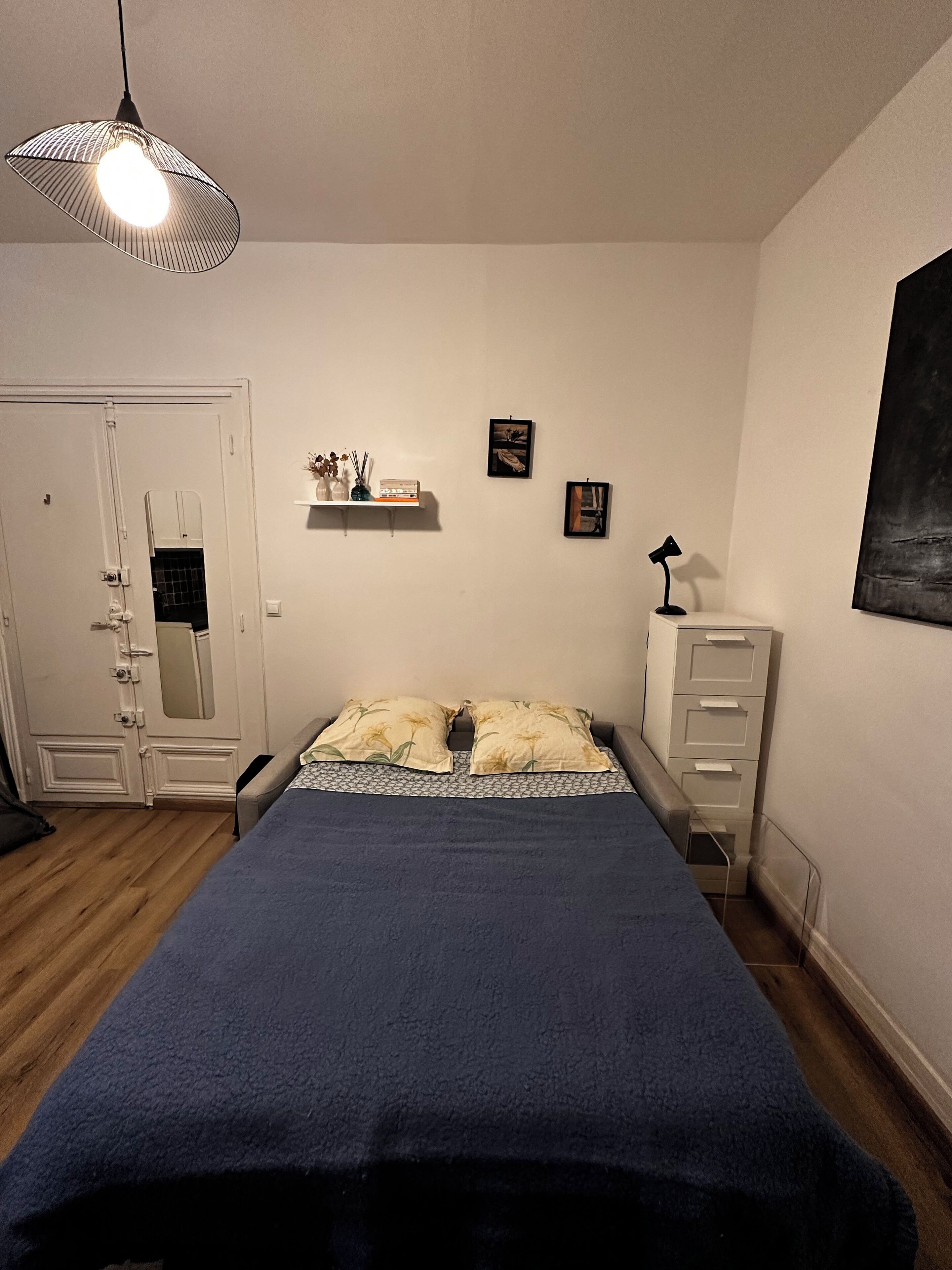 Strykjärn/strykbräda, wi-fi och sängkläder