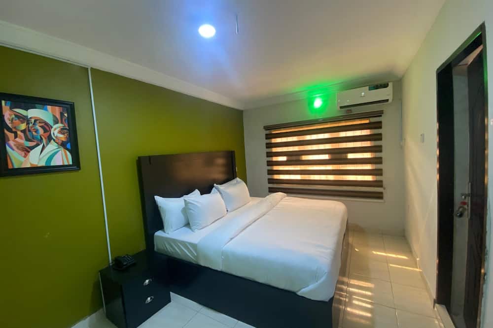 Gachiba Hotel & Suites
