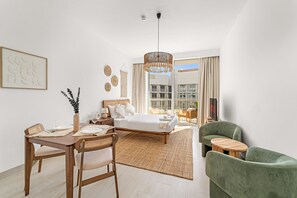 Apartment, Smoking - Luma 22 - 330 Studio (Dubai)