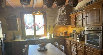 Gîte Les Lavandes Pleasant, spacious country house.