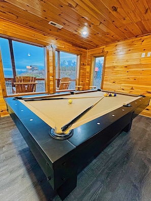 Games room - 5-Star Mountain Views • Hot Tub • Blackstone • Game Room • Near Dollywood (Sevierville)