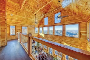 Interior - 5-Star Mountain Views • Hot Tub • Blackstone • Game Room • Near Dollywood (Sevierville)