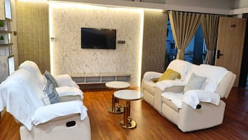 Egyptian cotton sheets, premium bedding, down comforters