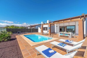 Front of property - Villa Rubicon (Antigua)