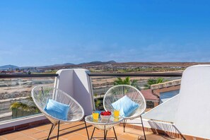 Villa (3 Bedrooms) | Exterior