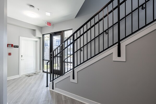 Interior - Tourist Home of Richmond 1 Bedroom Apartment - Church Hill North TH01 (Richmond)