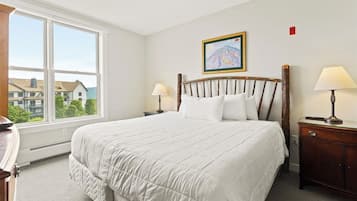 2 bedrooms, in-room safe, desk, iron/ironing board