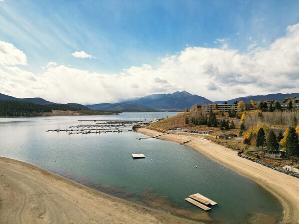 Beach - Lake Dillon Getaway Yacht Club 27 (Dillon)