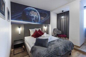 Apartment | In-room safe, desk, soundproofing, free WiFi