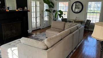 Smart TV, fireplace, books