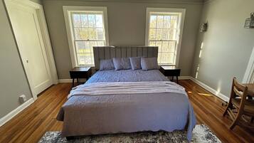 4 habitaciones, escritorio, tabla de planchar con plancha y wifi gratis