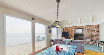 Spacious waterfront house with private heated seasonal pool + dock