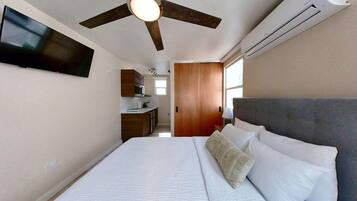 1 habitación, escritorio, cuna de viaje y wifi