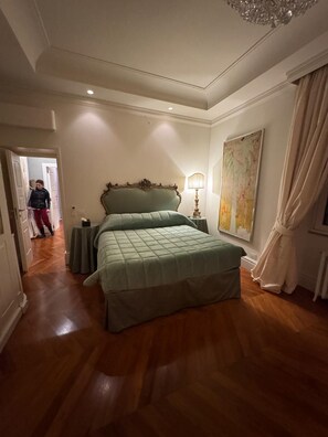 3 Schlafzimmer, Bügeleisen/Bügelbrett, WLAN, Bettwäsche