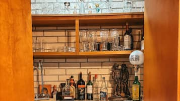 Bar (in der Unterkunft)