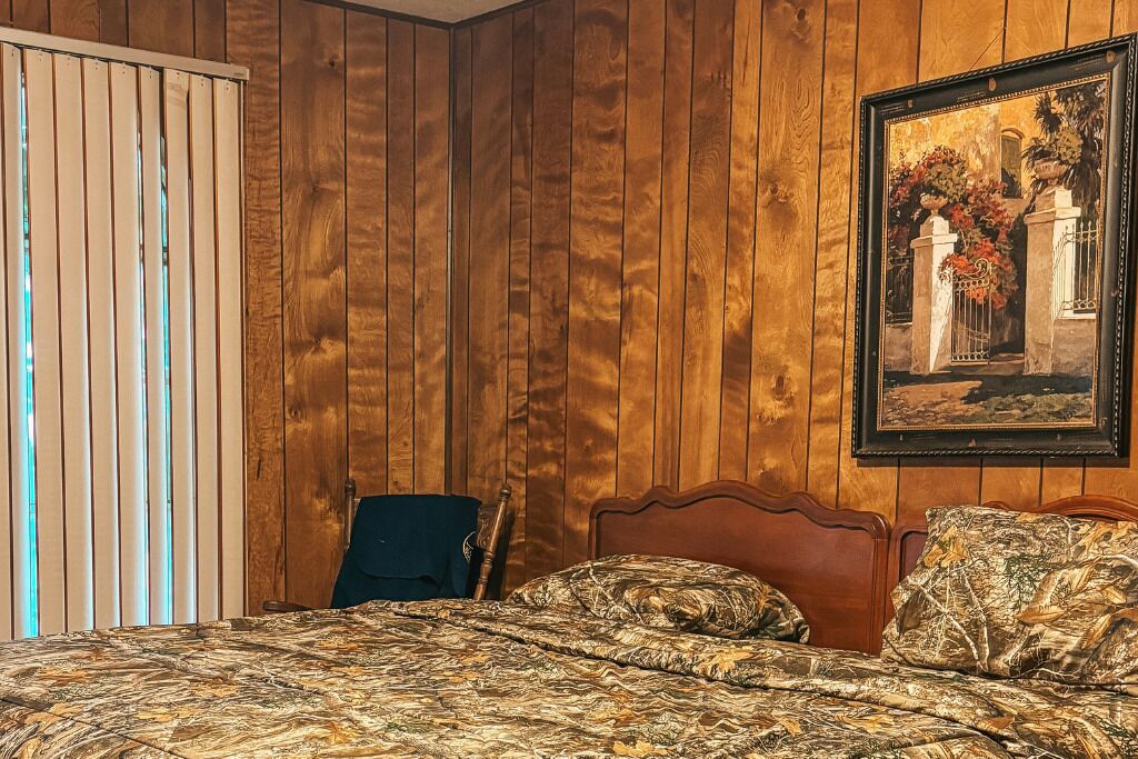 4 chambres, bureau, Wi-Fi, literie fournie