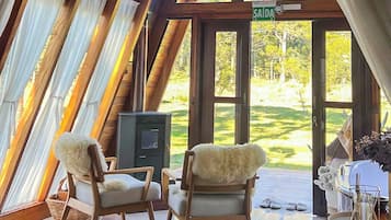 Deluxe Chalet, 1 King Bed, Garden View | Premium bedding, down comforters, minibar, individually decorated