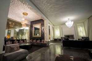 Living area - Palais Gen Eden Marrakech – Séjour VIP avec Piscine, Restaurant et Services Premium (Marrakech)